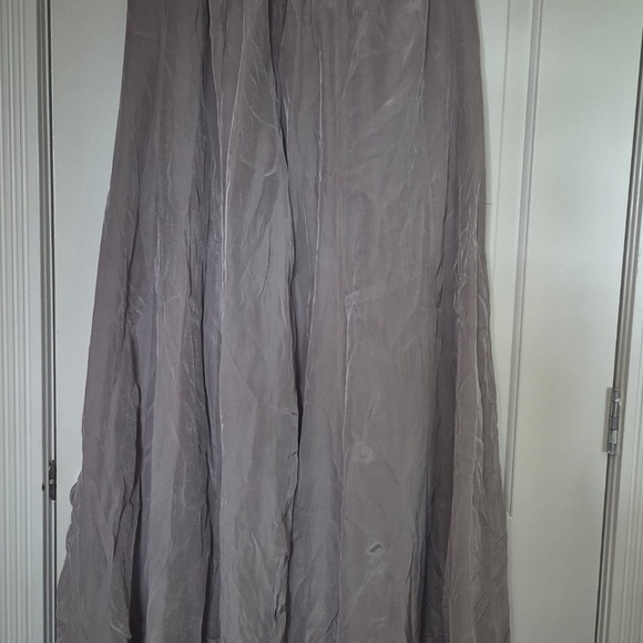 Indian suit lehnga - Picture 3 of 4